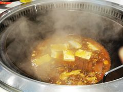 -地锅公社·现炒地锅鸡·地锅鱼·夜宵(罗锦路店)