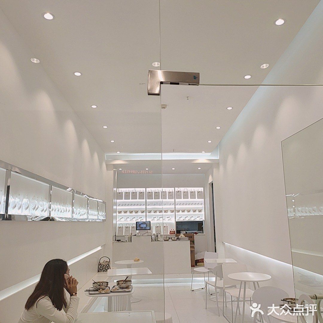 花果园敲好吃的螺丝粉