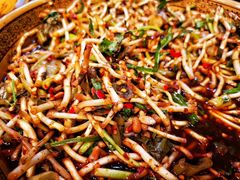 -野山舂·贵州现舂酸汤火锅(鸿通城店)