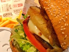 -The Habit Burger Grill 哈比特汉堡(复兴soho店)
