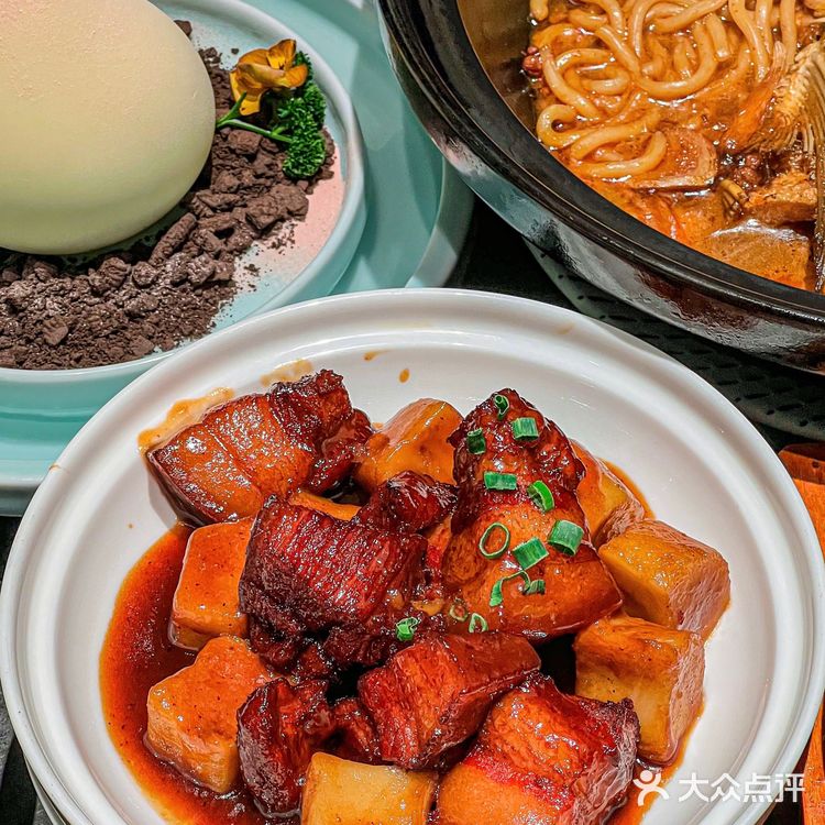 落胃还得是江浙菜！这碗红烧肉拌饭我天天馋…