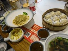 -馋三尺蟹粉小笼(人民广场店)