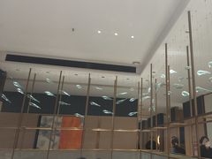 -红鼎豆捞·非遗鲍皇汤火锅(宝丰路店)