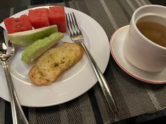 -广州万富希尔顿酒店·感趣自助餐厅·金秋蟹宴生蚝海鲜刺身