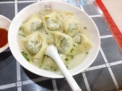 特色荠菜肉馄饨-潘国仙耳光馄饨(黄家阙路店)