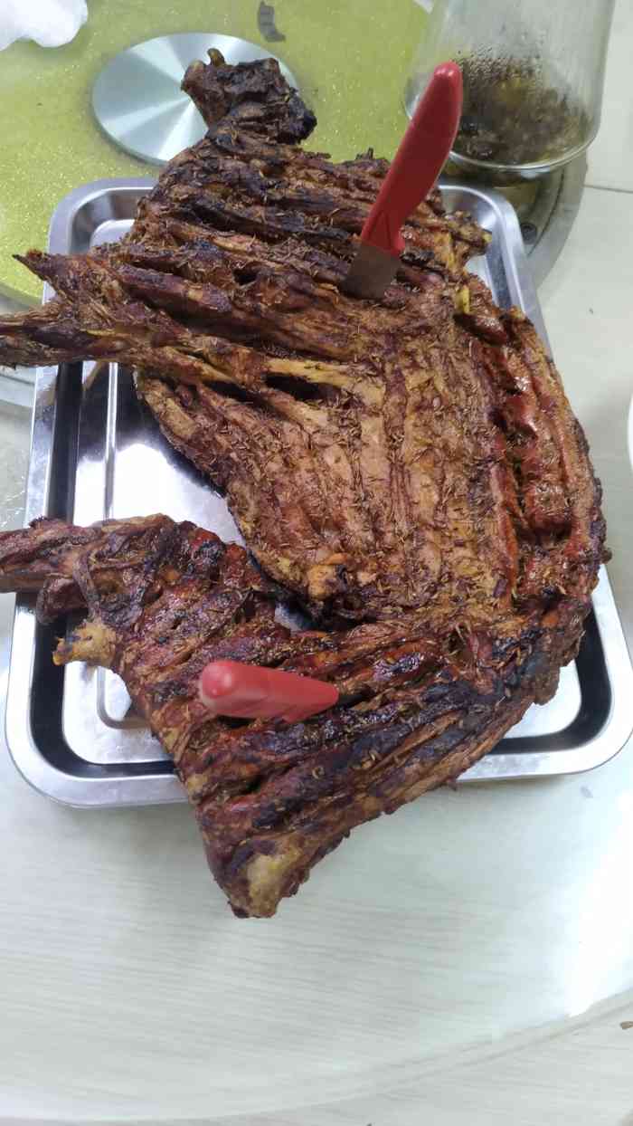 岭上人家源顺祥烤全羊