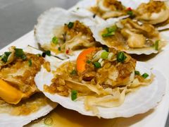 蒜蓉粉丝蒸扇贝-神洲四海大酒楼(王府井澳门中心店)