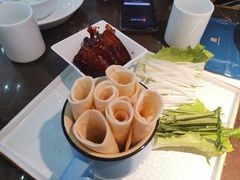 手卷酥不腻肉-老屋印象川菜(世纪东方店)