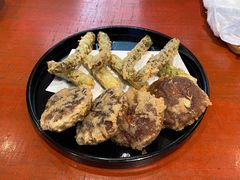 -みかわ是山居