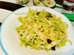 生拌马家沟芹菜-荣鹏风味烀饼总店