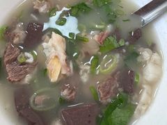 -何记羊汤馆(丽水佳源店)