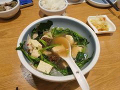-金莹丸子汤清真(朝外SOHO店)