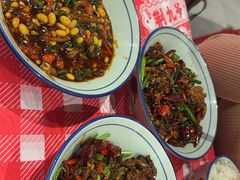 -荆九爷爆炒桥头三嫩(云南北路店)