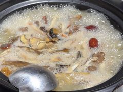 -野菌皇海景野生菌火锅(滨海大道店)