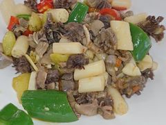 -大石鼓山庄·珠海第一烧猪