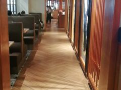 卡座-仓桥家·焗寿司·锅物(光谷步行街店)
