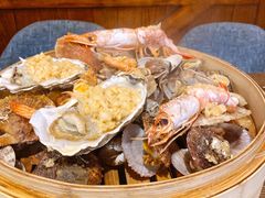 必点菜一筐海鲜-鲜小岛·铜锅涮肉