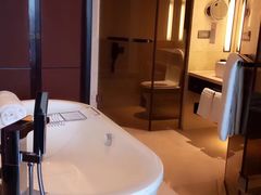 -三亚湾海居铂尔曼度假酒店