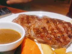 -斗牛士牛排餐厅(嘉里汇店)