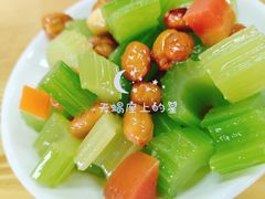 -马德元纯汤牛肉面(太奥广场店)