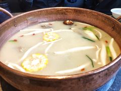 -三人行骨头王火锅(长寿店)