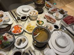 -雍和会海鲜姿造自助(湖东路店)