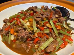 小炒黄牛吊龙肉-恰八斗·猛火长沙菜(国贸店)