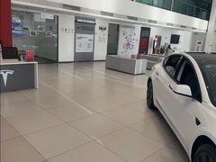 -TESLA 特斯拉(北京后沙峪特斯拉中心)