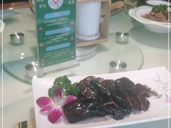 -松沪名灶·豆浆鱼头·新上海菜(飞航吾悦广场店)