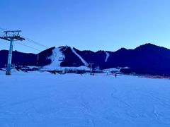 -丝绸之路山地度假区滑雪场