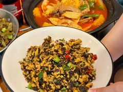 -莲餐厅·湖北菜·潜江小龙虾店(愚园路店)
