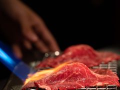 -铭牛烧肉·和牛海鲜自助(高新月牙湖店)