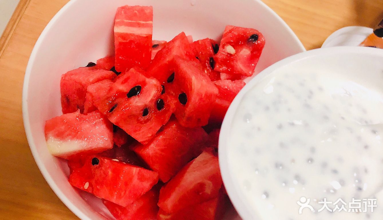 西瓜花式吃法,酸奶水果捞做起来