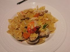 -Mogul Eatery·大亨餐酒馆