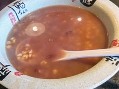 -靠山屯东北农家菜(八龙桥雅苑店)