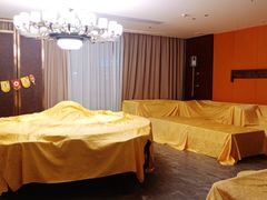 -五谷芳乳鸽王(海景店)