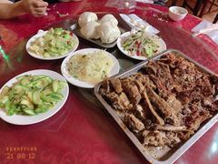 -关山牧场王师烤全羊