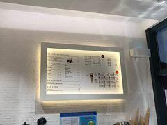 -VENCHI 闻绮(上海佛罗伦萨小镇店)