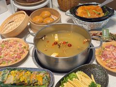 -煲王粤菜餐厅(中侨中心店)