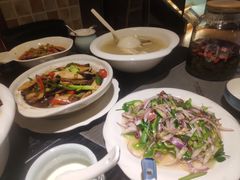 -壹号院音乐餐厅•烤全羊•新疆菜(浐灞店)