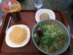 -Mlamber麦泊尔兰州牛肉面