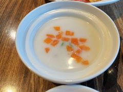 -香山湖家家宴(中山陵店)