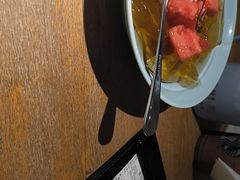 -蜜桃餐厅·伴山(湖滨商业街店)