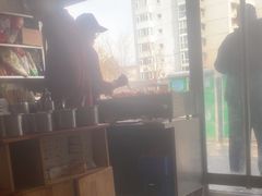 -郭记小街麻辣烫(南小街总店)