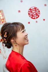 -现代经典婚纱摄影