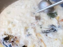 -陈大锅·岳阳鱼馆·地道岳阳菜(美食街店)