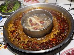 -巴隆门重庆老火锅(太湖路店)