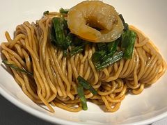 开洋葱油拌面-屋里厢上海菜馆