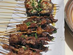 -罗霸蛮老岳阳大排档·鲜货烧烤·土吊子煨砂锅烧菜