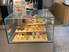 面包甜点陈列柜-麦当劳(花园北路店)